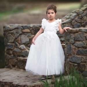 Trish Scully White Bianca Gown Girls 14 NWT